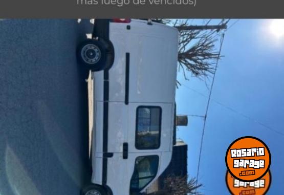 Utilitarios - Renault Master 2010 Diesel 180000Km - En Venta
