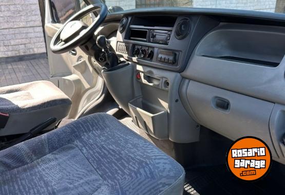 Utilitarios - Renault Master 2010 Diesel 180000Km - En Venta