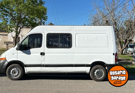 Utilitarios - Renault Master 2010 Diesel 180000Km - En Venta