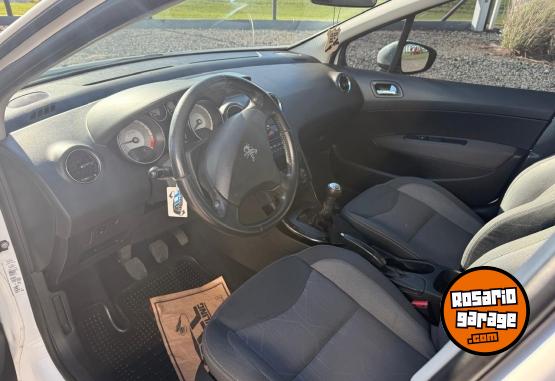 Autos - Peugeot 308 Active 2017 Nafta 115000Km - En Venta