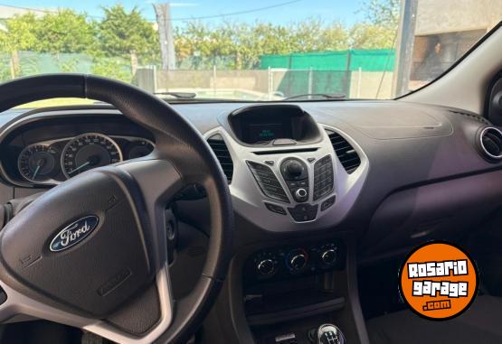 Autos - Ford Ka 2016 Nafta 111000Km - En Venta