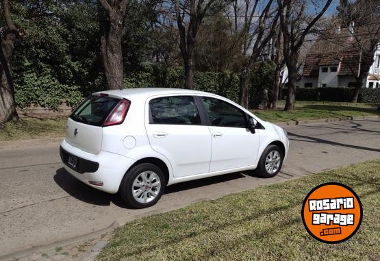 Autos - Fiat Punto Attractive 2013 GNC 129000Km - En Venta