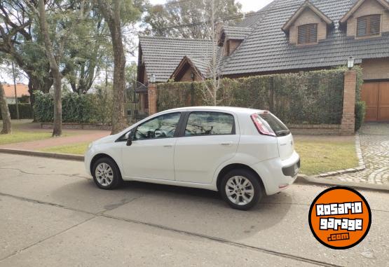 Autos - Fiat Punto Attractive 2013 GNC 129000Km - En Venta