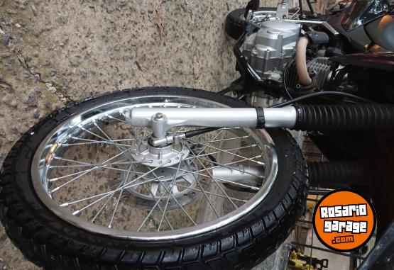 Motos - Honda Xr 150L 2021 Nafta 42000Km - En Venta