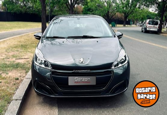 Autos - Peugeot 208 2018 Nafta 67000Km - En Venta