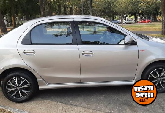 Autos - Toyota Etios 2018 Nafta 65000Km - En Venta