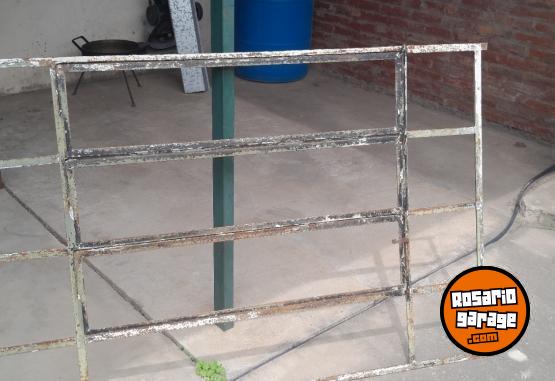 Hogar - Ventana tipo ventiluz - En Venta