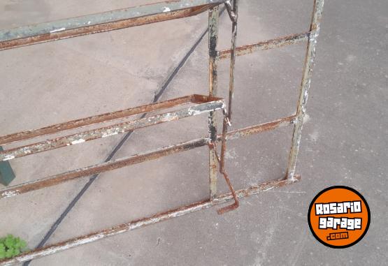 Hogar - Ventana tipo ventiluz - En Venta