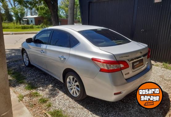 Autos - Nissan Sentra 2015 Nafta 200000Km - En Venta