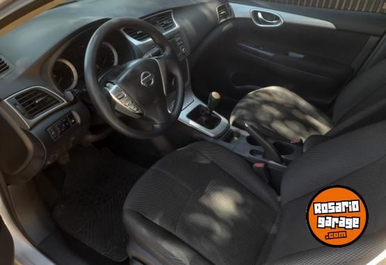 Autos - Nissan Sentra 2015 Nafta 200000Km - En Venta
