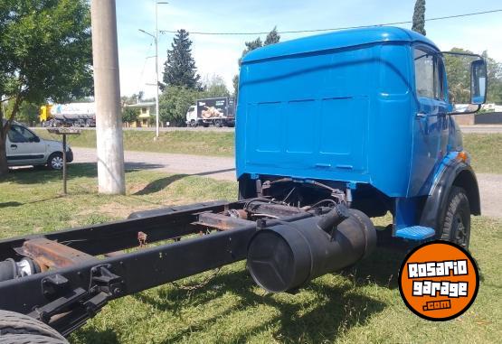 Camiones y Gras - M. Benz 1114 - En Venta