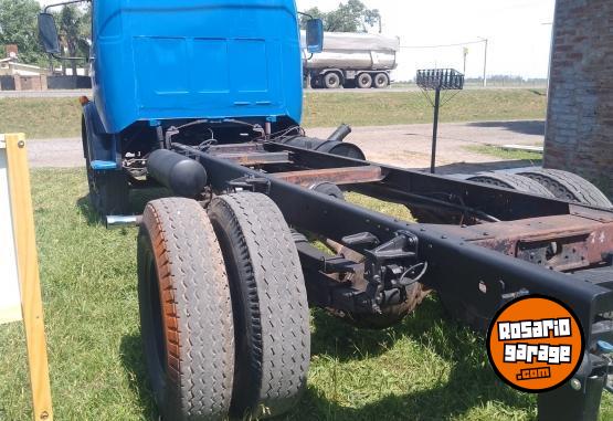 Camiones y Gras - M. Benz 1114 - En Venta