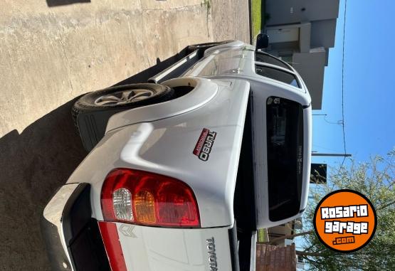 Camionetas - Toyota Hilux 2009 Diesel 325000Km - En Venta