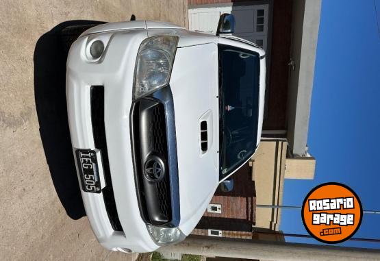 Camionetas - Toyota Hilux 2009 Diesel 325000Km - En Venta