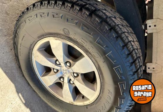 Camionetas - Toyota Hilux 2009 Diesel 325000Km - En Venta