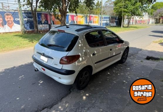 Autos - Peugeot 206 2003 Nafta 111111Km - En Venta