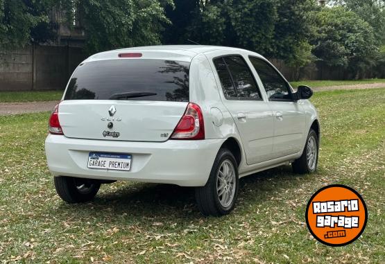 Autos - Renault Clio 2015 Nafta 92800Km - En Venta