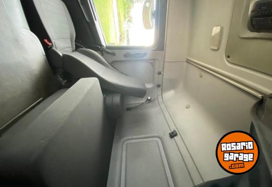 Camiones y Gras - Scania p 310 automtico - En Venta