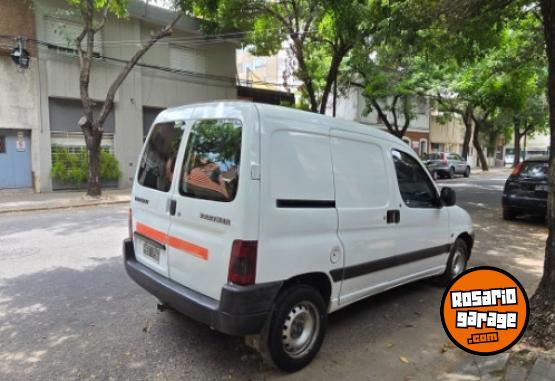 Utilitarios - Peugeot Partner 2008 Diesel  - En Venta