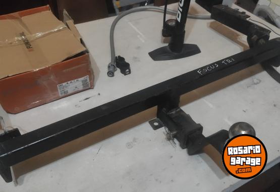 Accesorios para Autos - Enganche Focus 1 - En Venta
