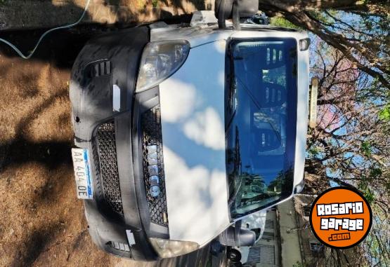 Camiones y Gras - Vendo con trabajo - En Venta