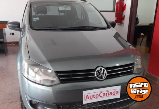 Autos - Volkswagen SURAN 1.6 N 2010 Nafta 185000Km - En Venta