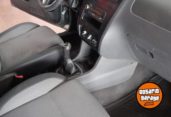 Autos - Volkswagen SURAN 1.6 N 2010 Nafta 185000Km - En Venta