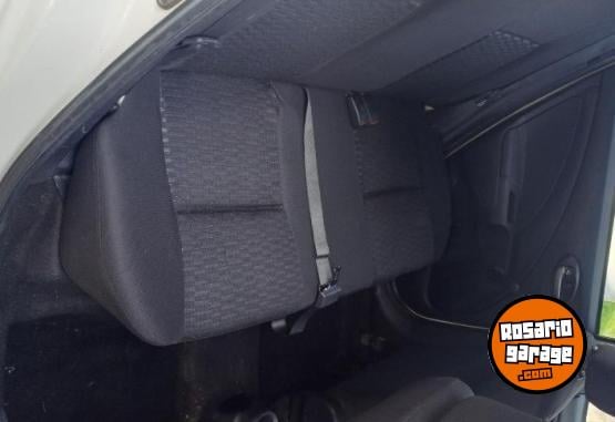 Autos - Toyota Etios xs 2015 Nafta 11111Km - En Venta