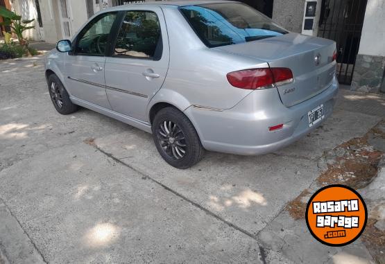 Autos - Fiat Siena atracttive 2011 Nafta 148000Km - En Venta