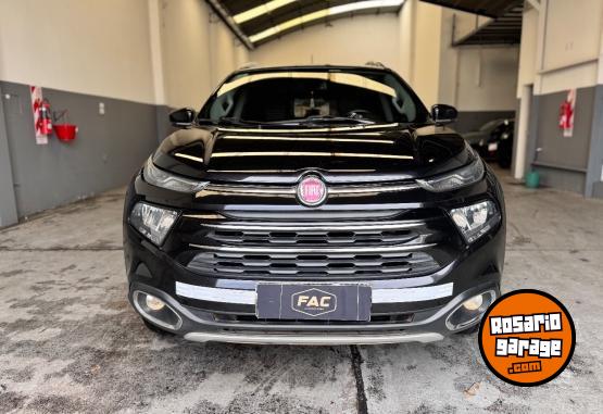 Camionetas - Fiat TORO 2.0 VOLCANO 4x4 2017 Diesel 100000Km - En Venta