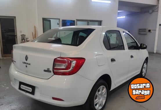 Autos - Renault LOGAN AUTENTIQUE PACK 2014 Nafta 89000Km - En Venta