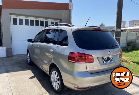 Autos - Volkswagen Suran trendline MSI 2015 Nafta 84000Km - En Venta
