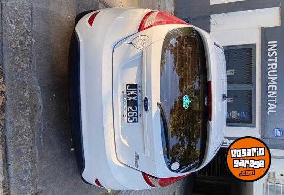 Autos - Ford Fiesta Kinetic 2010 Nafta 170000Km - En Venta