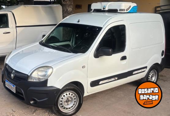 Utilitarios - Renault Kangoo 2016 GNC 195000Km - En Venta