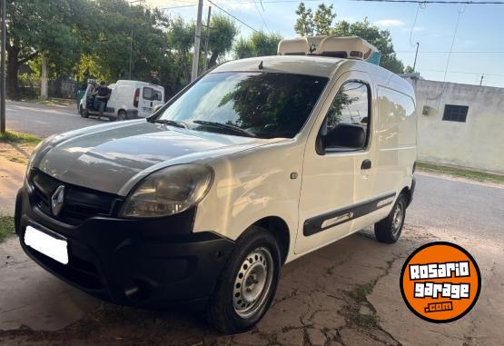Utilitarios - Renault Kangoo 2016 GNC 195000Km - En Venta
