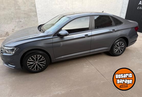 Autos - Volkswagen Vento 2018 Nafta 70000Km - En Venta