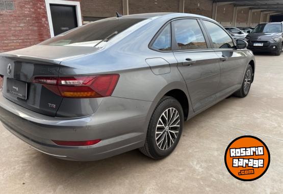 Autos - Volkswagen Vento 2018 Nafta 70000Km - En Venta