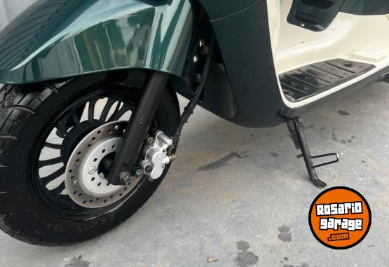 Motos - Zanella Style 150 2023 Nafta 2300Km - En Venta