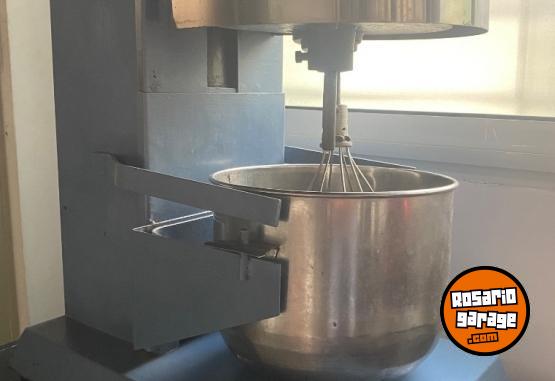 Otros - Batidora 10 litros industrial monofsica - En Venta