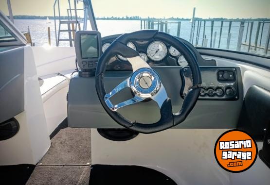 Embarcaciones - Lancha QuickSilver 555. Motor 115 hp 4 tiempos. (2014) - En Venta