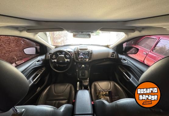 Camionetas - Ford Kuga 2016 Nafta 100000Km - En Venta