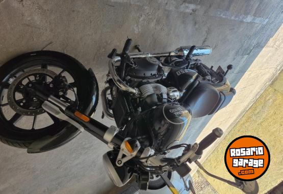 Motos - Royal Enfield Super meteor 650 2024 Nafta 8500Km - En Venta