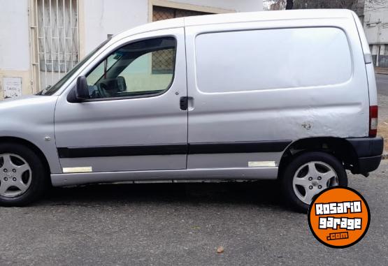 Utilitarios - Citroen Berlingo 2016 Diesel 240000Km - En Venta