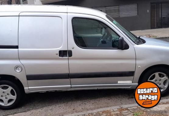 Utilitarios - Citroen Berlingo 2016 Diesel 240000Km - En Venta