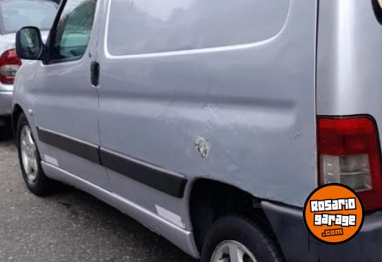 Utilitarios - Citroen Berlingo 2016 Diesel 240000Km - En Venta
