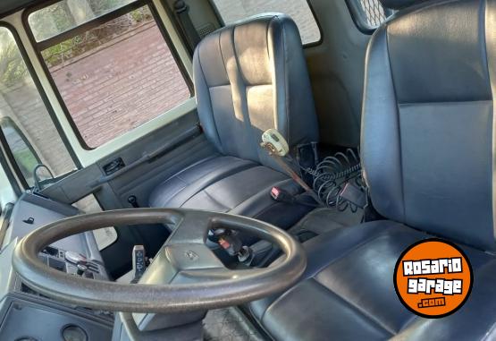 Camiones y Gr�as - FORD CARGO 1517 PORTAVOLQUETES - En Venta