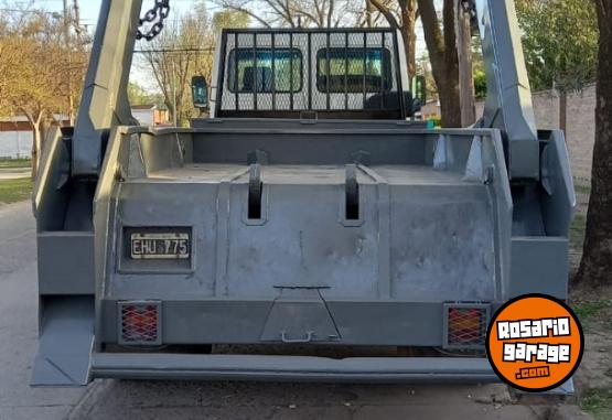 Camiones y Gr�as - FORD CARGO 1517 PORTAVOLQUETES - En Venta