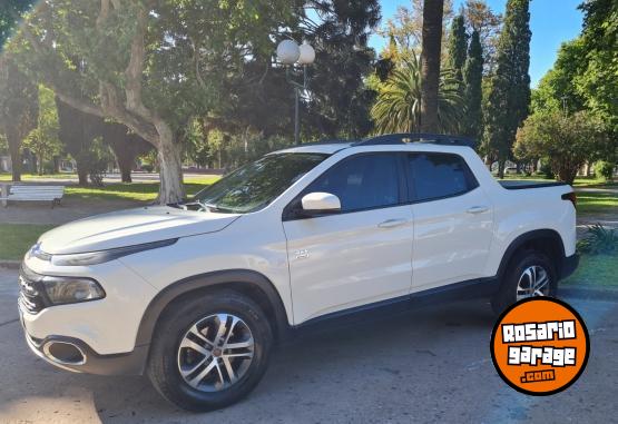 Camionetas - Fiat Toro 2017 Diesel 120000Km - En Venta