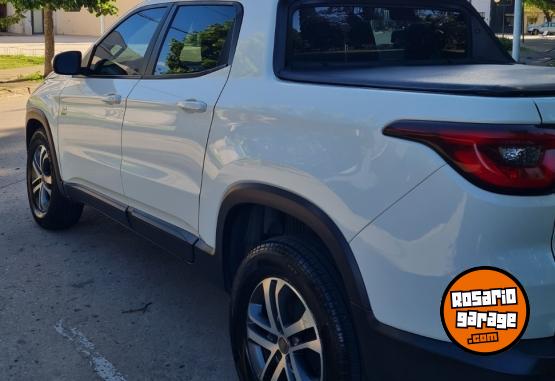 Camionetas - Fiat Toro 2017 Diesel 132000Km - En Venta