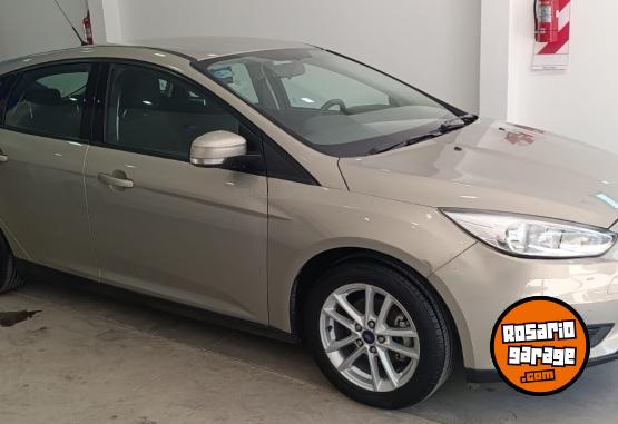 Autos - Ford FOCUS 1.6 2015 Nafta 168400Km - En Venta